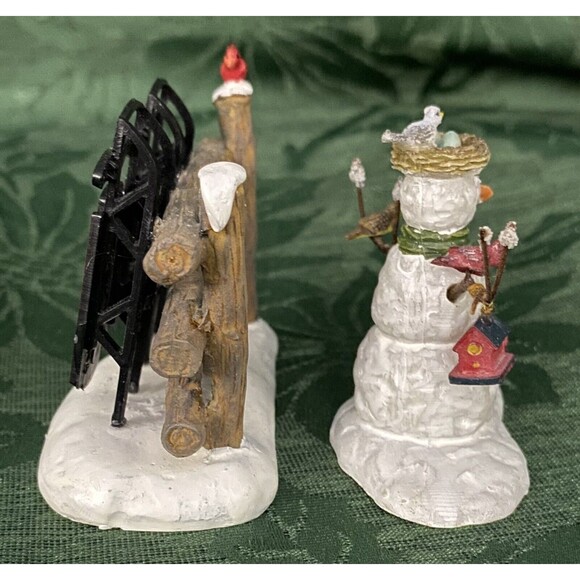 Lemax Christmas Village Sleds At Rest 44226 Fine Feathered Friends 32731 Figure - Picture 4 of 6